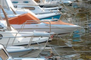 Haben Sie Fragen zum Mieten einer Yacht?